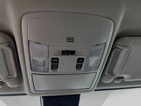 Used 2017 Toyota RAV4 XLE w/ Plus Special Value Package FWD image 20