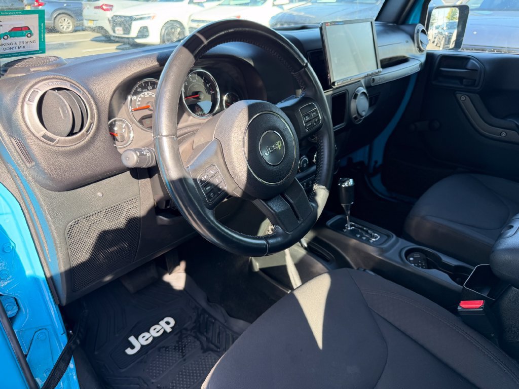 Used 2017 Jeep Wrangler Unlimited Sport w/ Connectivity Group AWD/4WD image 16