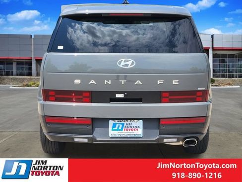 Used 2024 Hyundai Santa Fe SE AWD/4WD image 6