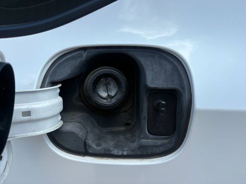 Certified 2018 Honda Accord Touring image 38