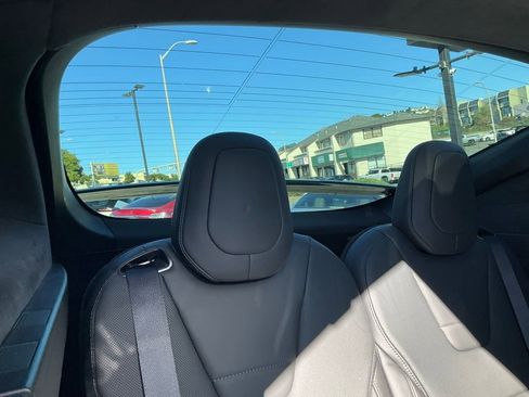 Used 2016 Tesla Model X 90D image 62