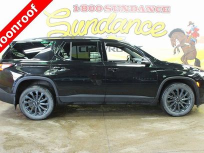 Used 2023 Chevrolet Traverse RS