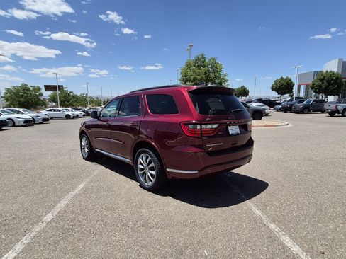 Used 2021 Dodge Durango SXT AWD/4WD image 3