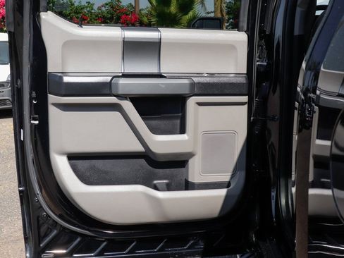 Used 2018 Ford F150 XLT w/ Equipment Group 302A Luxury image 33