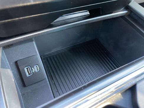 Used 2022 Ford F350 XLT w/ FX4 Off-Road Package image 12