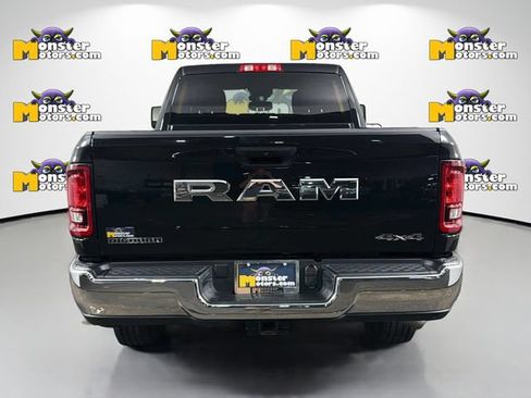 Used 2026 RAM 2500 Big Horn AWD/4WD image 6
