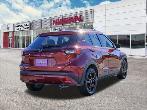 Certified 2023 Nissan Kicks SV w/ Exterior Package image 7