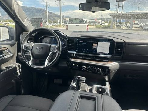 Certified 2022 Chevrolet Silverado 1500 RST AWD/4WD image 30