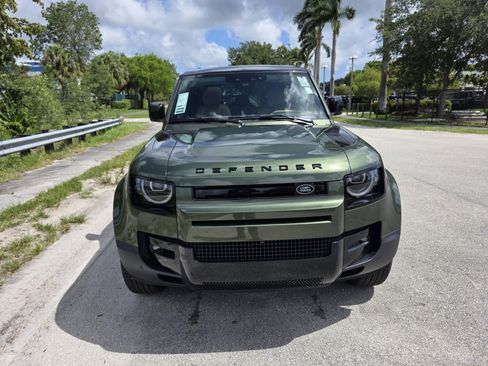 Used 2026 Land Rover Defender 110 S AWD/4WD image 8