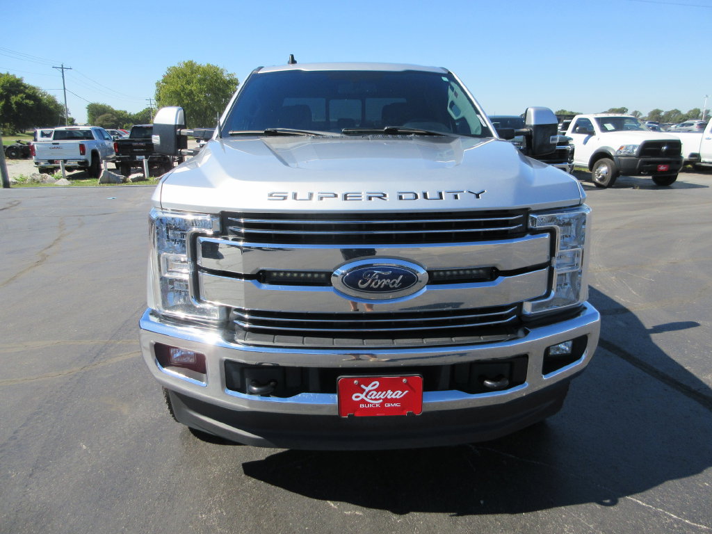 Used 2019 Ford F250 Lariat w/ Lariat Value Package AWD/4WD image 14