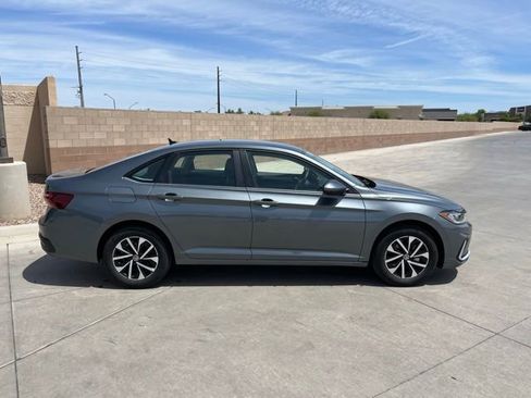 Used 2025 Volkswagen Jetta S FWD image 4