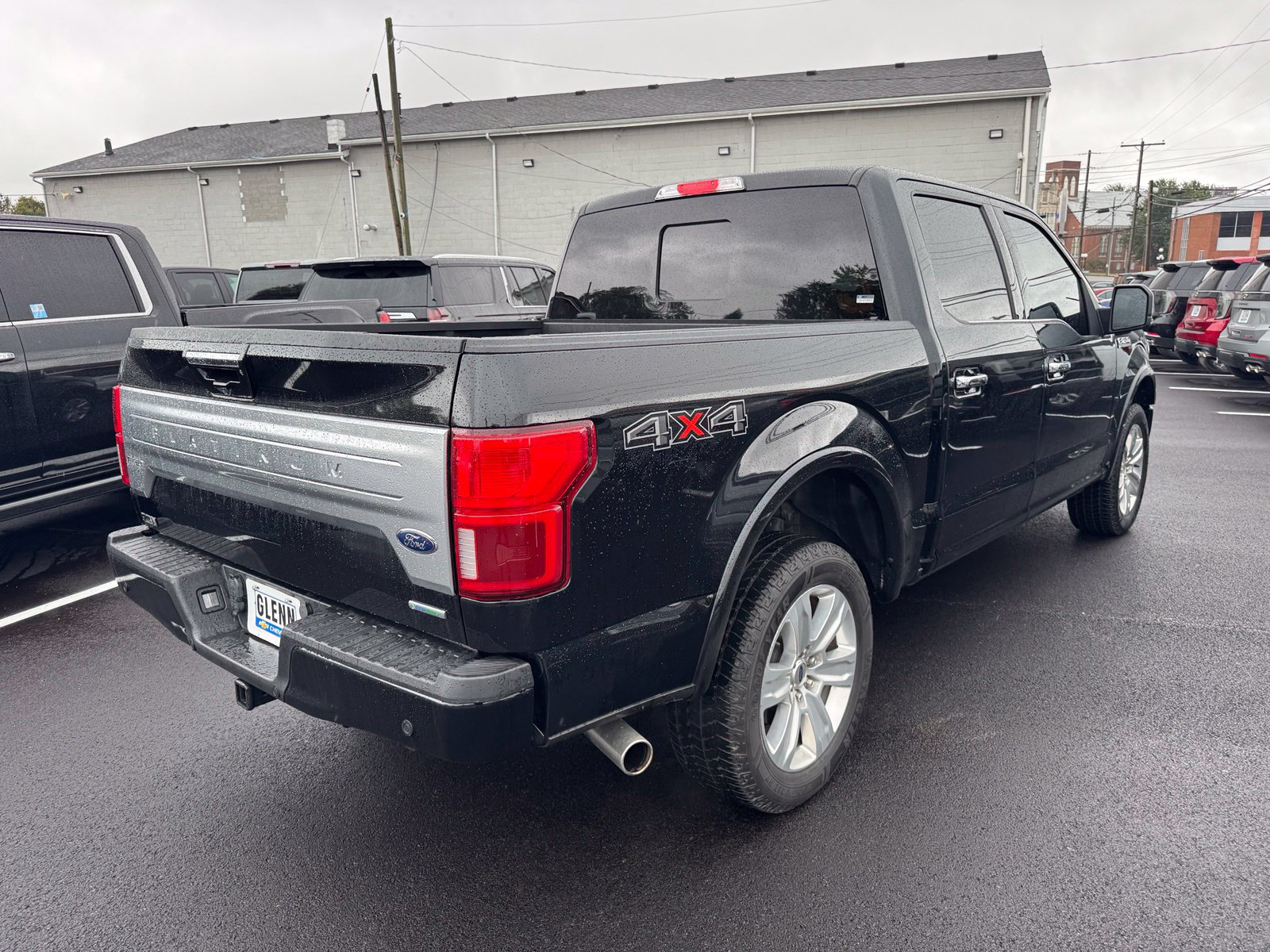 Used 2018 Ford F150 Platinum w/ Equipment Group 701A Luxury AWD/4WD image 6