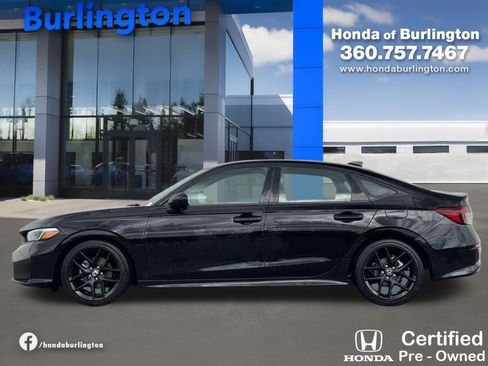 Used 2025 Honda Civic Sport image 3