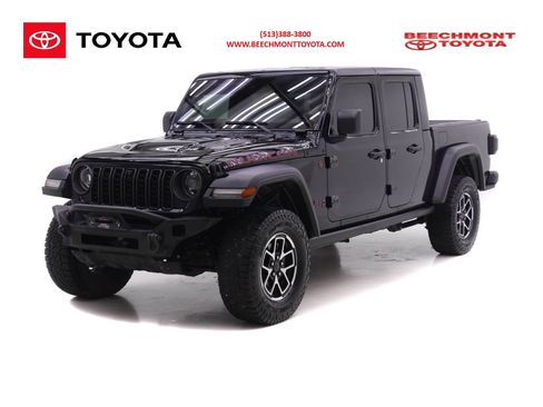 Used 2024 Jeep Gladiator Rubicon w/ Technology Group AWD/4WD image 1