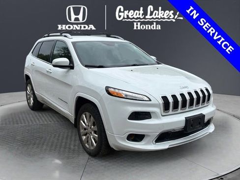 Used 2018 Jeep Cherokee Overland AWD/4WD image 1