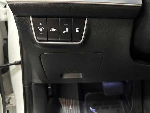 Used 2018 Kia Stinger Premium AWD/4WD image 31