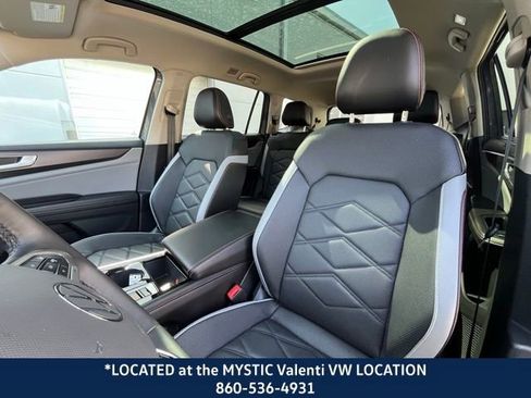 Used 2024 Volkswagen Atlas Peak Edition SEL image 41