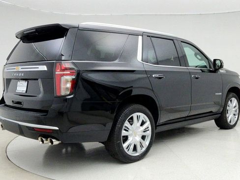 Used 2024 Chevrolet Tahoe High Country w/ Advanced Technology Package image 5