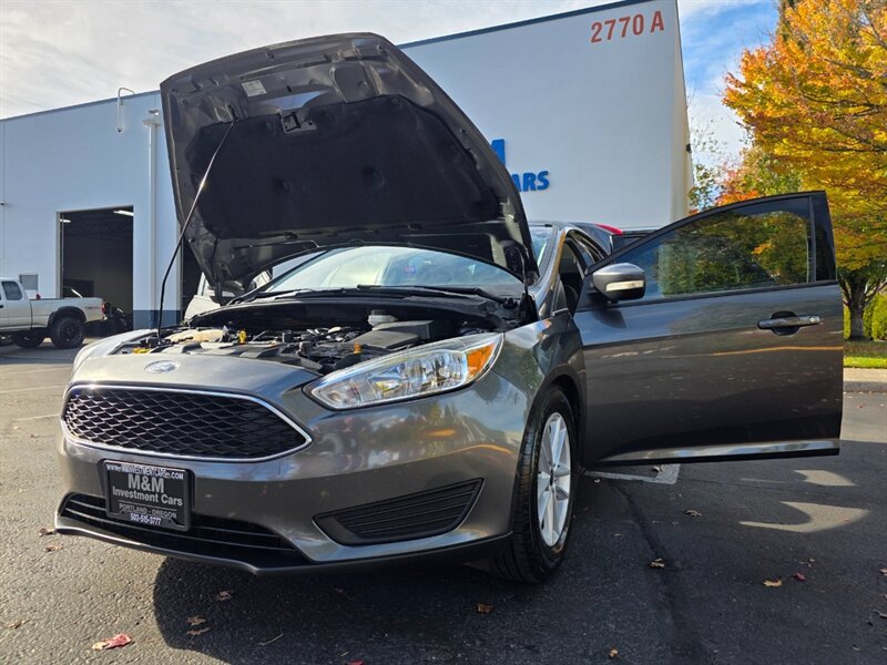 Used 2018 Ford Focus SE w/ Cold Weather Package FWD image 26