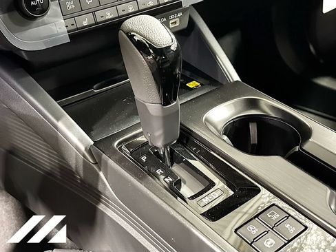 New 2026 Subaru Outback Limited XT AWD/4WD image 18