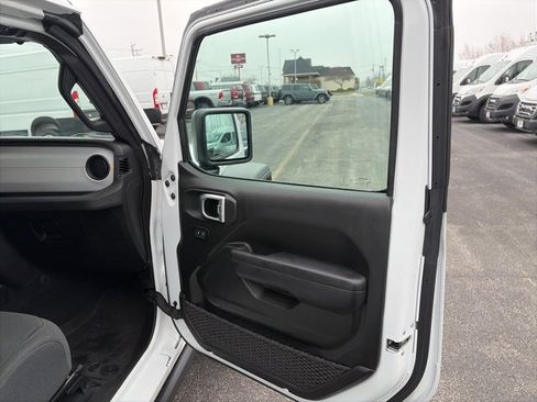 Used 2024 Jeep Wrangler Willys 4xe image 13