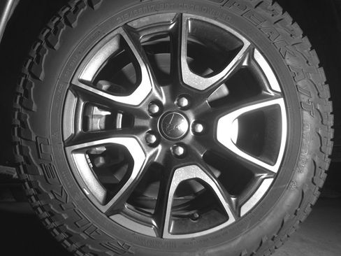 Used 2025 Jeep Compass Trailhawk w/ Trailer Tow Group AWD/4WD image 12