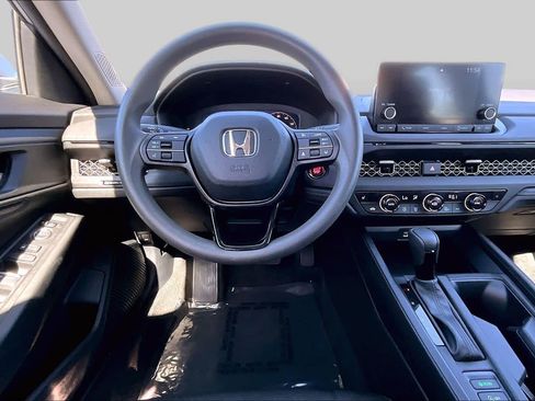 Used 2023 Honda Accord EX image 5