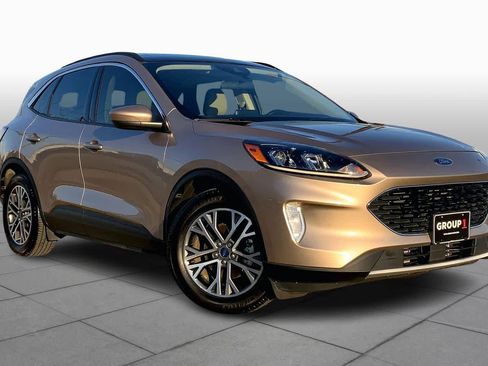 Used 2020 Ford Escape SEL image 3