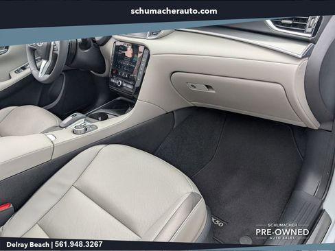 Used 2023 INFINITI QX50 Luxe FWD image 16