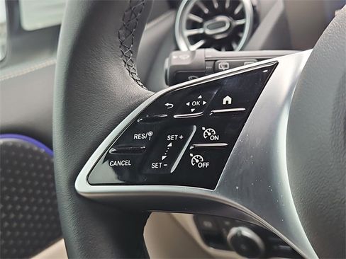 Used 2026 Mercedes-Benz GLA 250 image 24