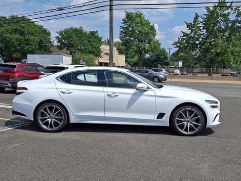 Used 2023 Genesis G70 3.3T AWD/4WD image 8