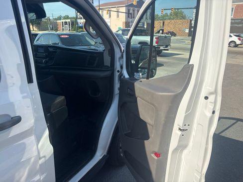 Used 2024 Ford Transit 350 XL RWD image 12