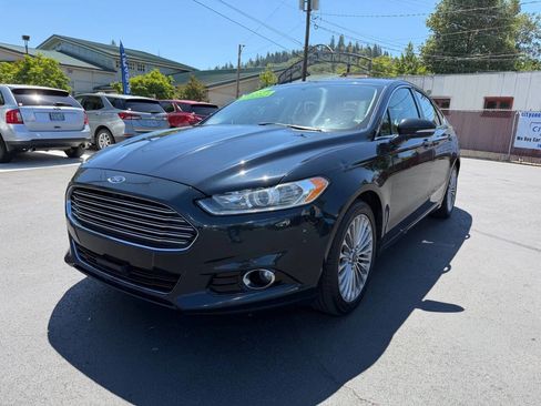 Used 2014 Ford Fusion Titanium FWD image 4