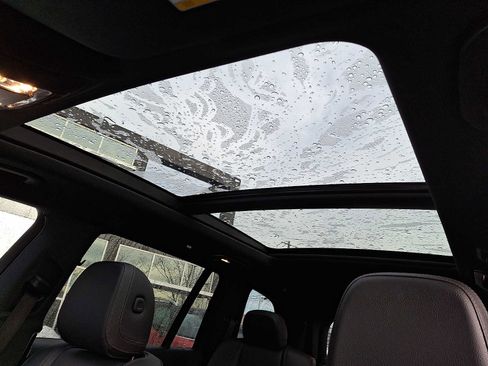 Used 2022 Mercedes-Benz GLS 450 4MATIC image 10