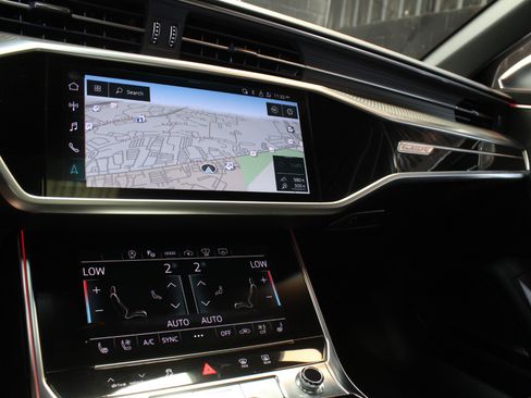 Used 2023 Audi RS 6 image 65