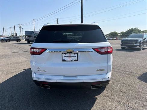 Used 2020 Chevrolet Traverse High Country w/ LPO, Floor Liner Package FWD image 3