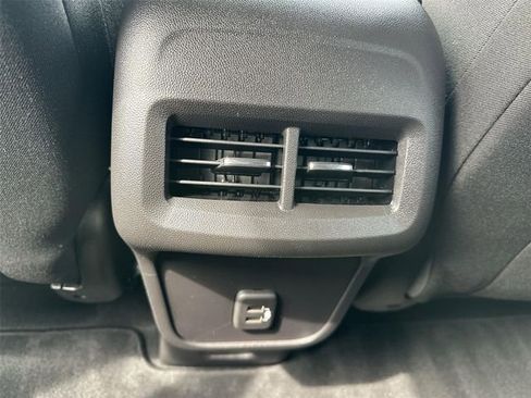 Used 2024 Chevrolet Equinox LT AWD/4WD image 20