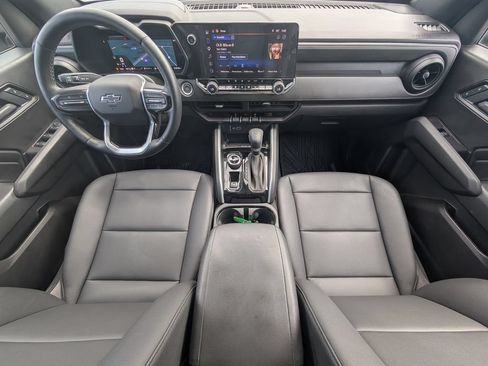 Used 2025 Chevrolet Colorado Trail Boss AWD/4WD image 24