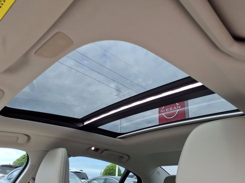 Used 2020 Volvo S60 T5 Momentum FWD image 16