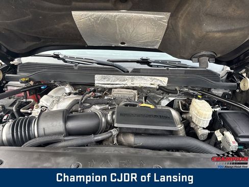 Used 2019 Chevrolet Silverado 2500 High Country w/ Duramax Plus Package image 13