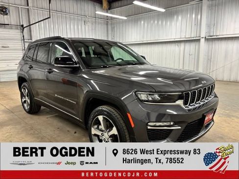 Used 2023 Jeep Grand Cherokee Limited AWD/4WD image 1
