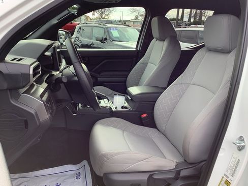 Used 2025 Toyota Tacoma SR5 image 8