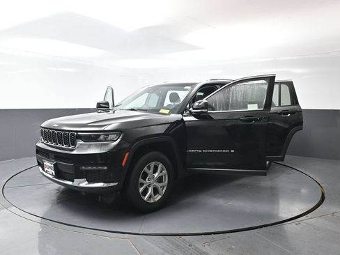 Used 2023 Jeep Grand Cherokee L Limited AWD/4WD image 59