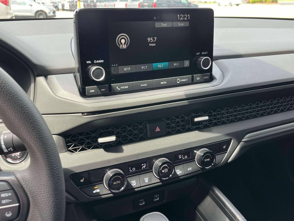 Used 2024 Honda Accord EX image 28
