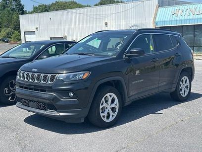 Used 2024 Jeep Compass Latitude