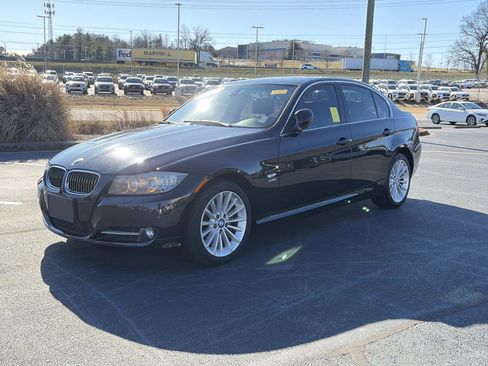 Used 2011 BMW 335i xDrive Sedan image 3
