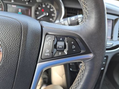 Used 2022 Buick Encore Preferred w/ Safety Package AWD/4WD image 20