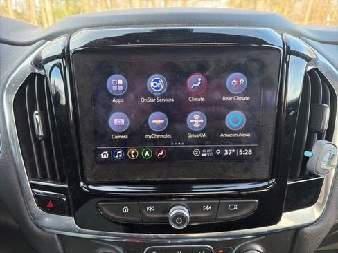 Used 2022 Chevrolet Traverse RS w/ LPO, Floor Liner Package image 22