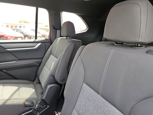 New 2026 GMC Acadia Elevation image 10