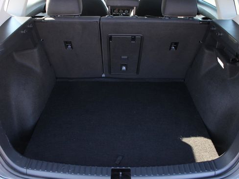 Used 2025 Volkswagen Taos S image 8